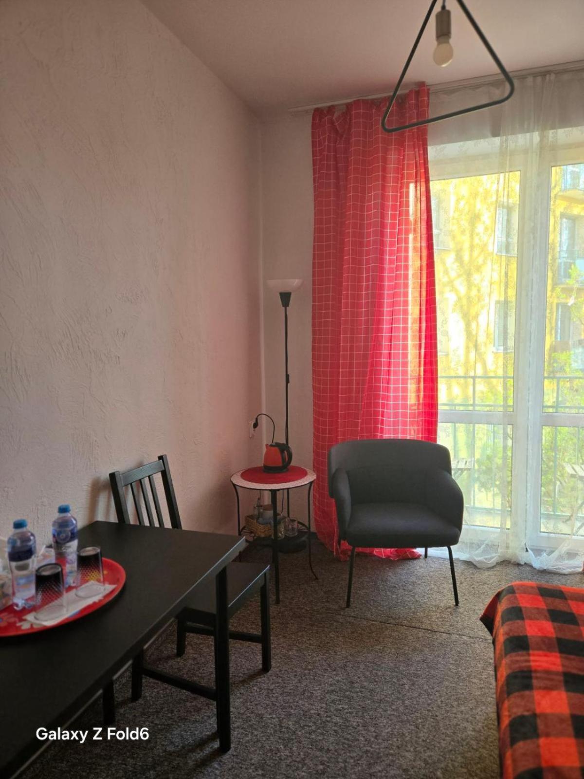 Pastel Guest Rooms วอร์ซอ ภายนอก รูปภาพ