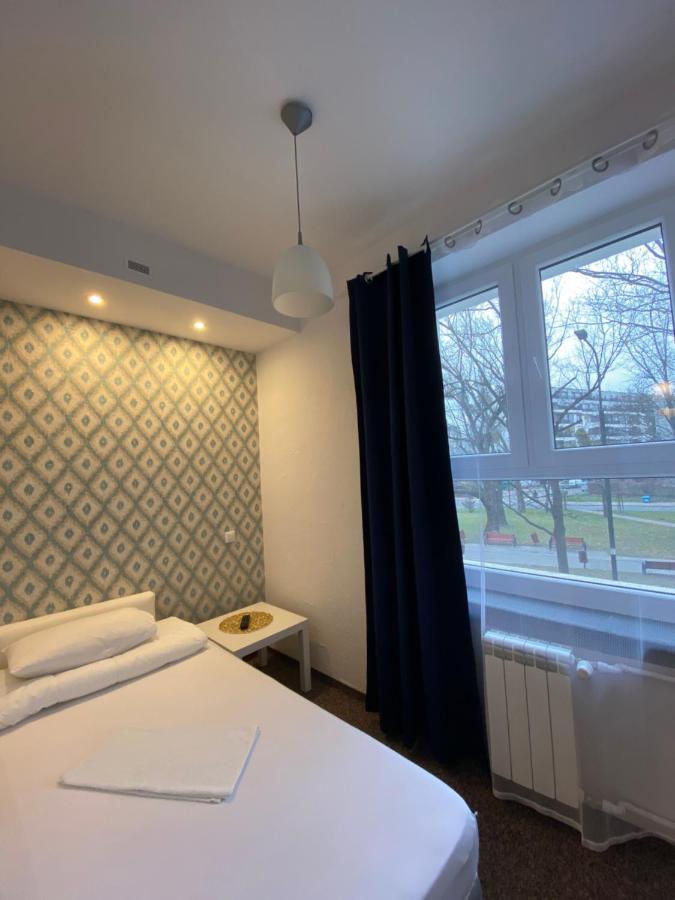 Pastel Guest Rooms วอร์ซอ ภายนอก รูปภาพ