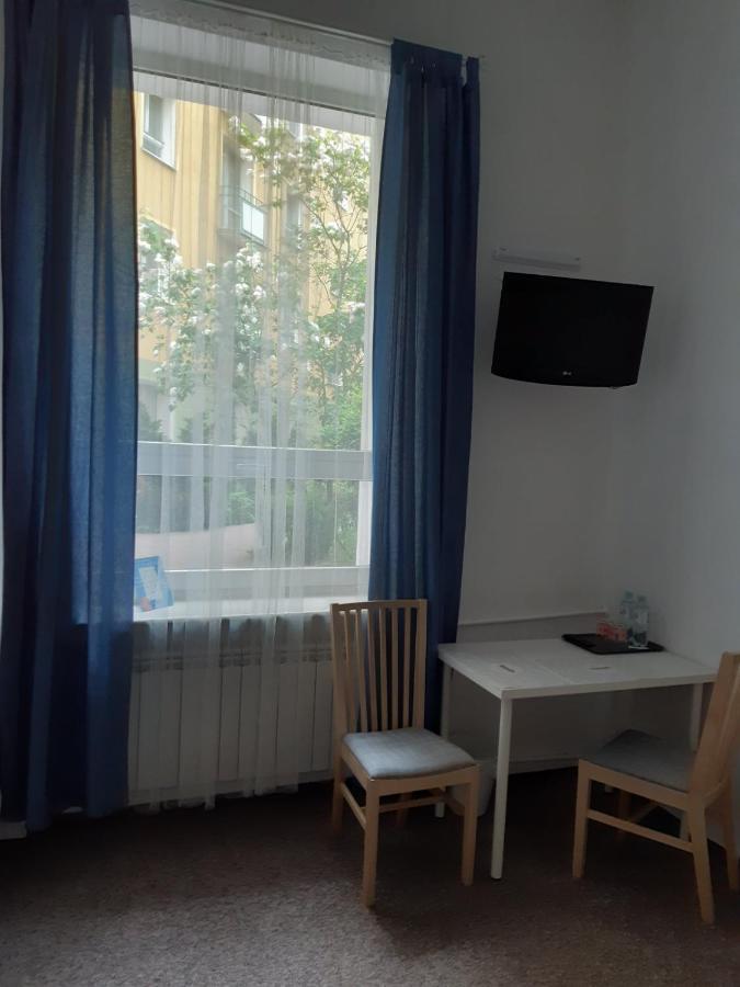 Pastel Guest Rooms วอร์ซอ ภายนอก รูปภาพ