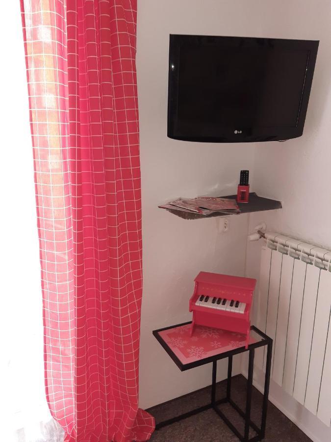 Pastel Guest Rooms วอร์ซอ ภายนอก รูปภาพ